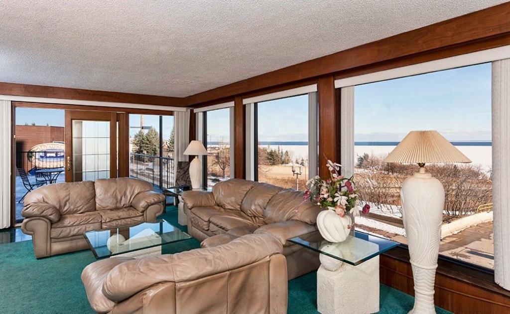 Voyageur Lakewalk Inn Duluth Ngoại thất bức ảnh